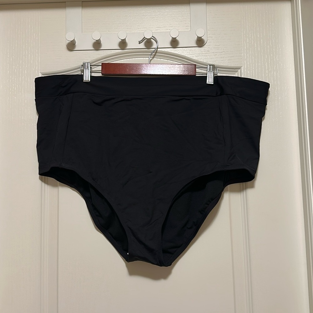 NWT Black Bikini Bottoms Brief Cut